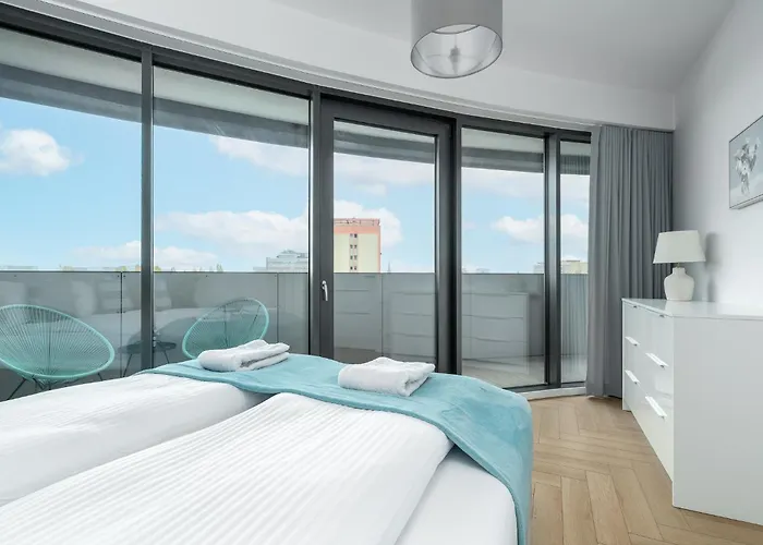 Margi Flair Pool Sauna Jacuzzi アパート