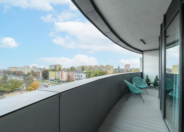 Margi Flair Pool Sauna Jacuzzi アパート *